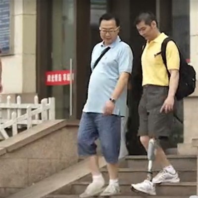 如何在低价格中找到一款适合自己的假肢?